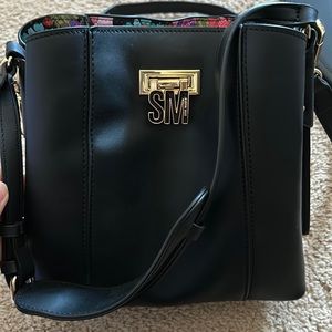 Black Steve Madden crossbody